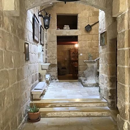 Charming 17Th Cent House Of Character In The Famous 3 Cities, Right Next To Valletta Cospicua Екстериор снимка