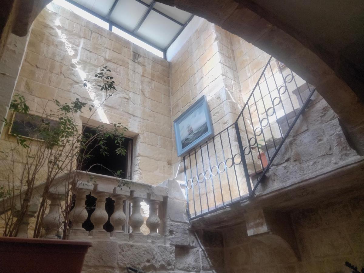 Charming 17Th Cent House Of Character In The Famous 3 Cities, Right Next To Valletta Cospicua Екстериор снимка
