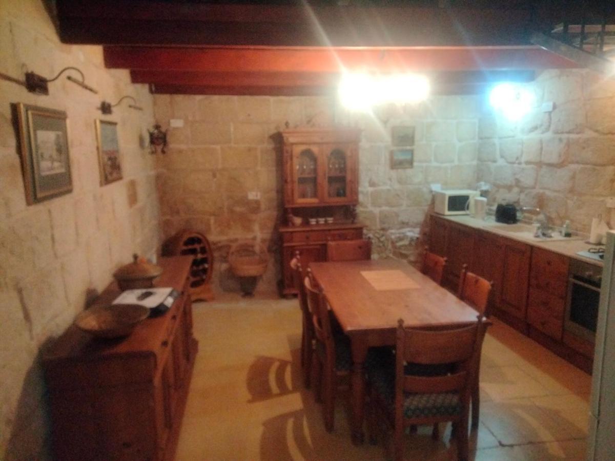 Charming 17Th Cent House Of Character In The Famous 3 Cities, Right Next To Valletta Cospicua Екстериор снимка