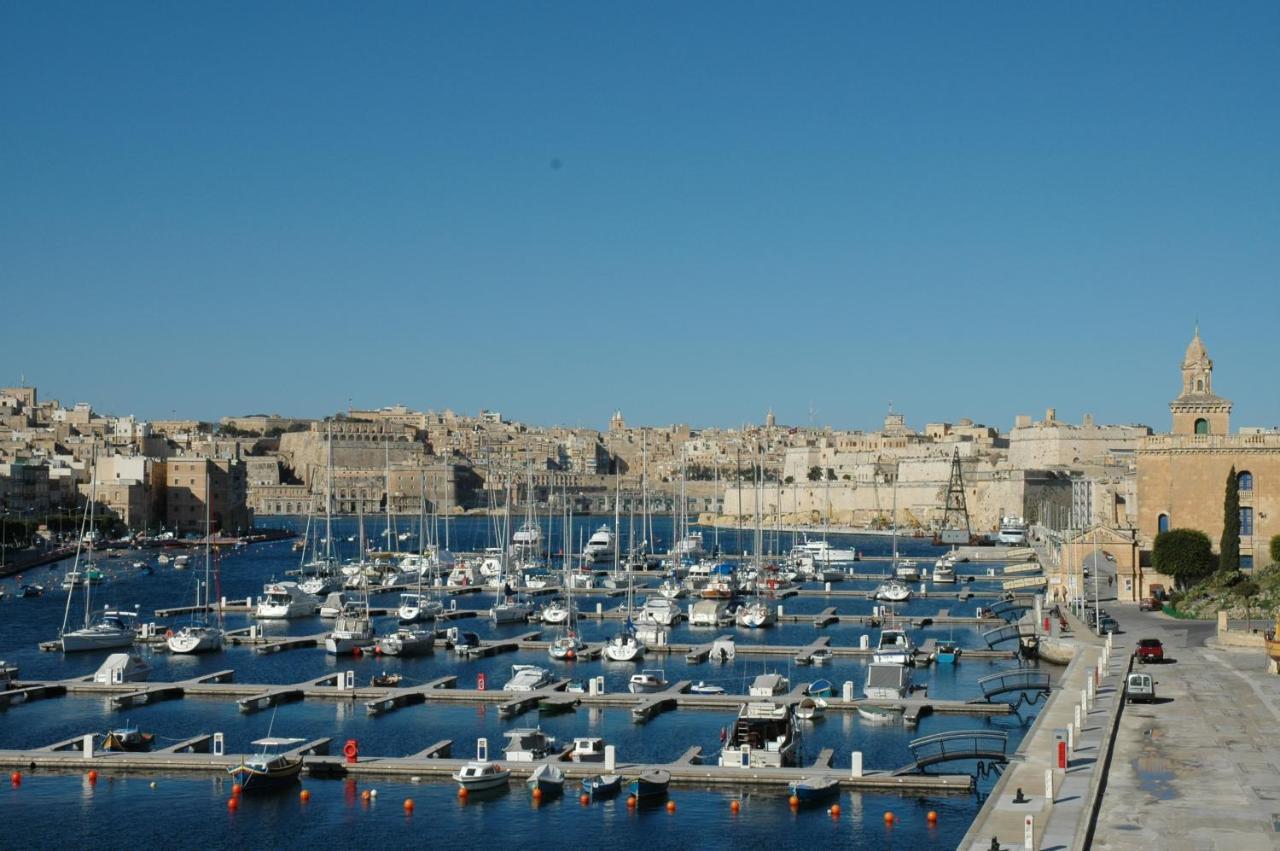 Charming 17Th Cent House Of Character In The Famous 3 Cities, Right Next To Valletta Cospicua Екстериор снимка